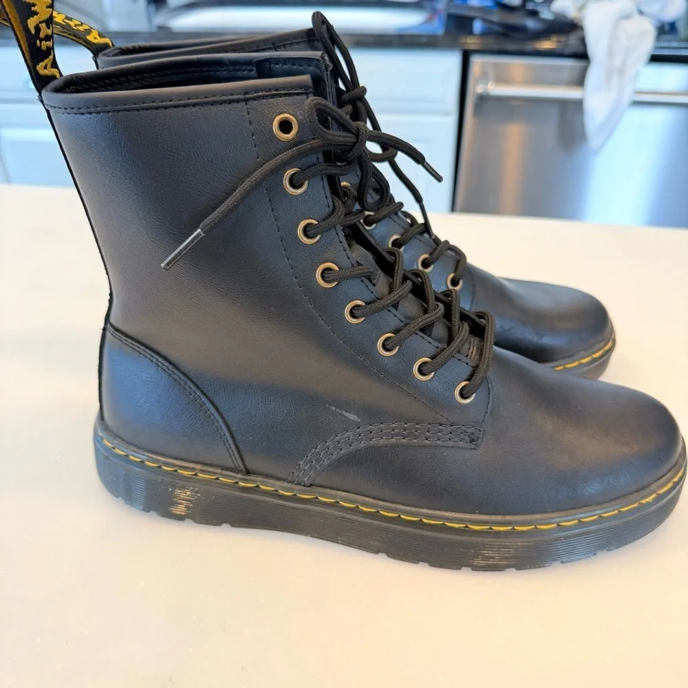 Dr. Martens Zavala Unisex Lace Up Boots Black Leather Combat/ Moto Sz M-10 W-11